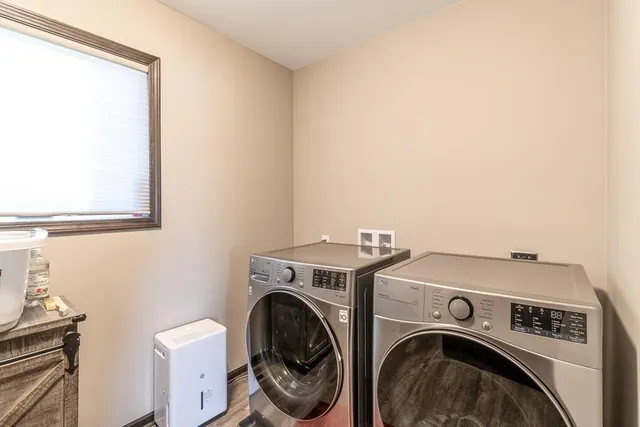 $470,000 | 2021 Bluestem Drive, Mankato, MN 56001