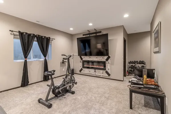 $459,000 | 2021 Bluestem Drive, Mankato, MN 56001