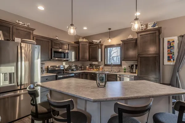 $459,000 | 2021 Bluestem Drive, Mankato, MN 56001