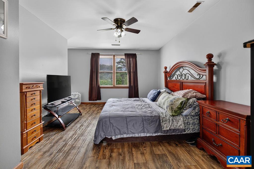 965 Horseshoe Road Arrington, VA 22922 - Photo 31 of 69 Primary suite offering exceptional storage space.