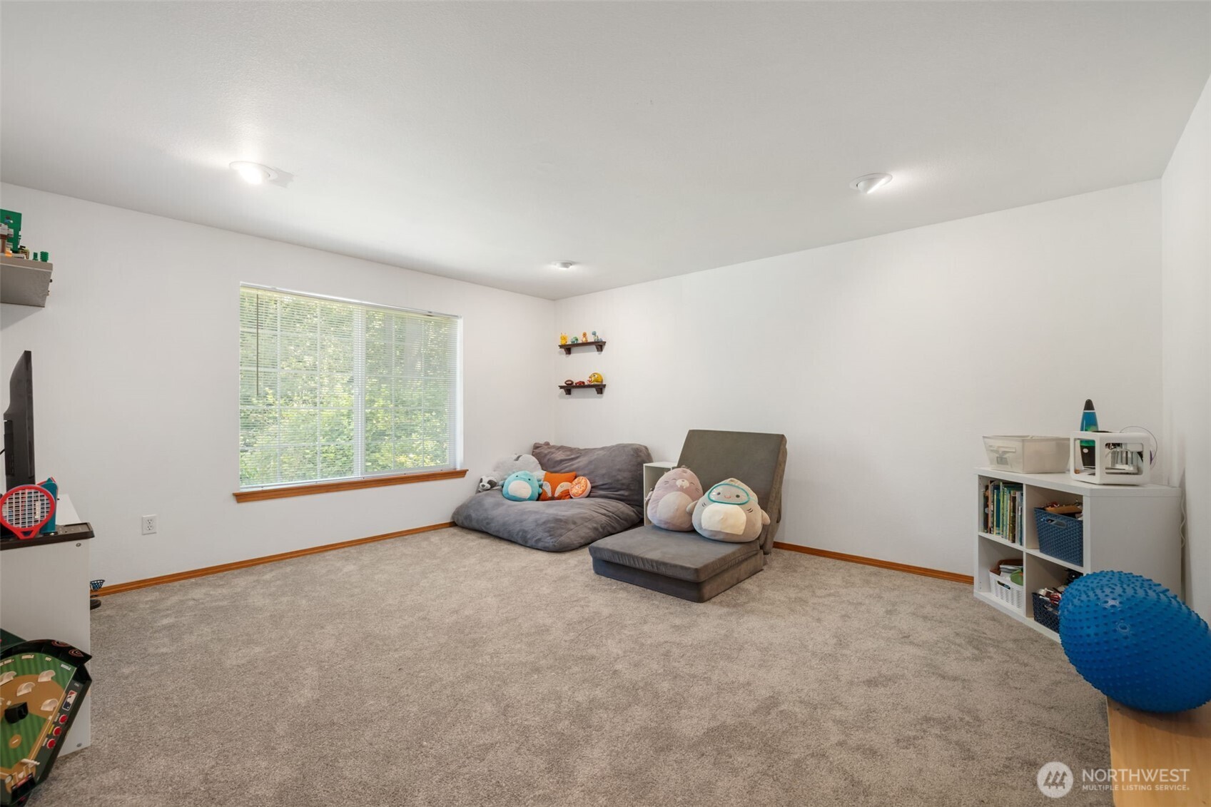 9193 Southeast Willock Road Olalla, WA 98359 - Photo 14 of 40