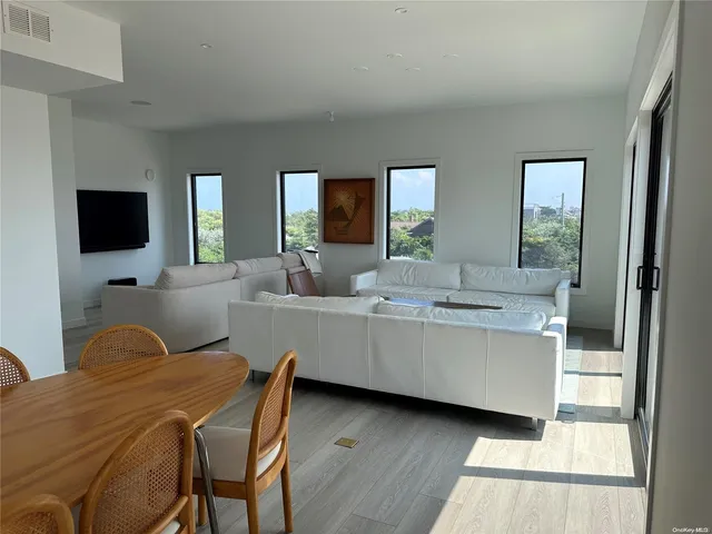 $15,250 | 35 Huron Street, Ocean Beach, NY 11770