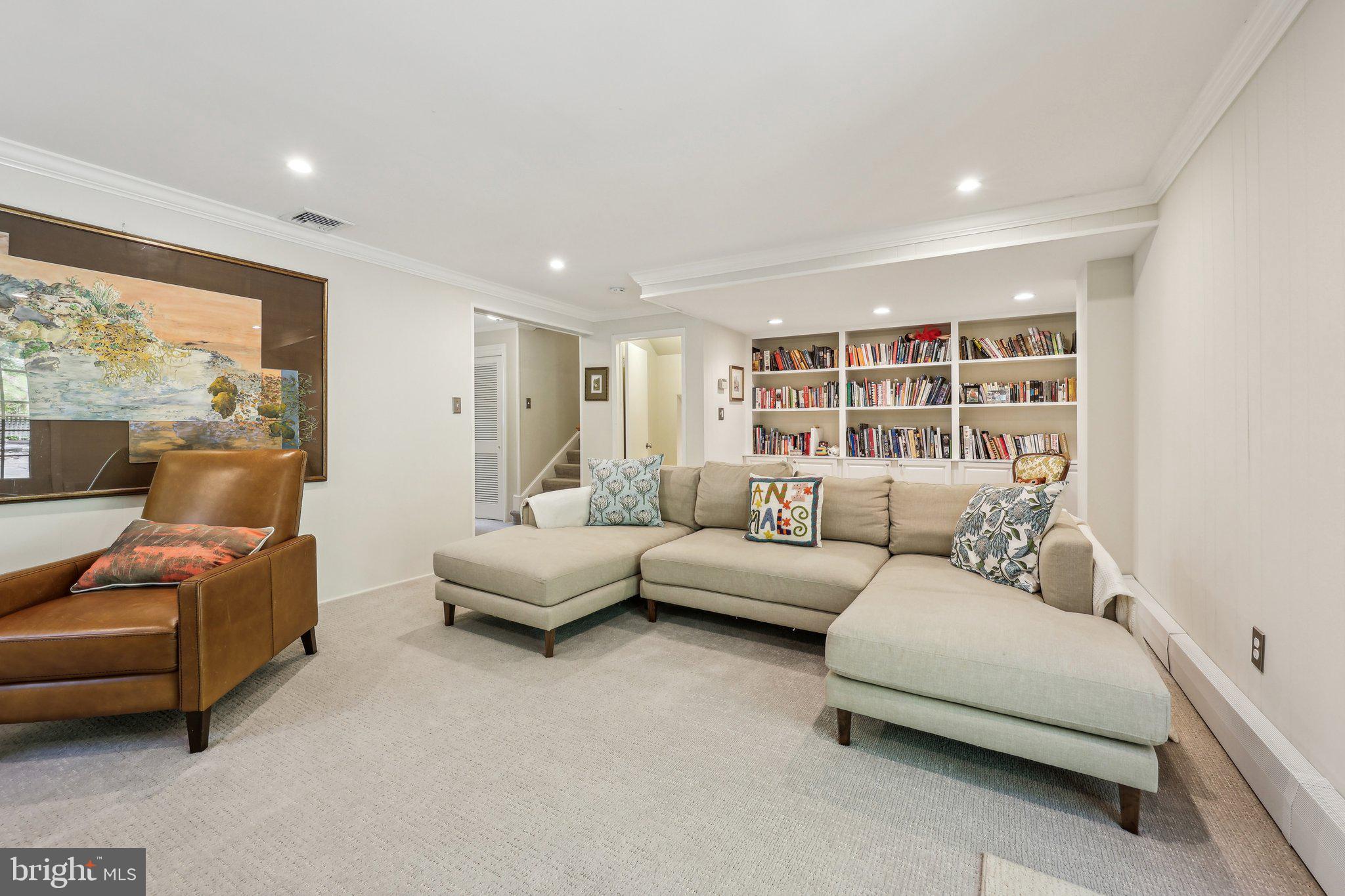 4113 27th Road North Arlington, VA 22207 - Photo 35 of 55 Family Room