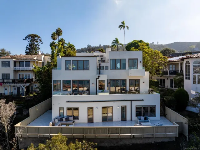 $5,550,000 | 7784 Lookout Drive, La Jolla, CA 92037