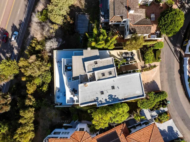 $5,550,000 | 7784 Lookout Drive, La Jolla, CA 92037