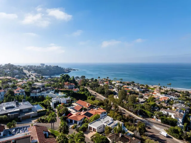 $5,550,000 | 7784 Lookout Drive, La Jolla, CA 92037
