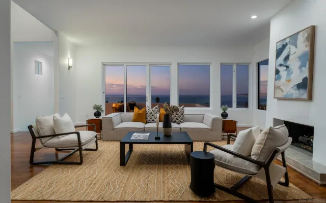 $5,550,000 | 7784 Lookout Drive, La Jolla, CA 92037