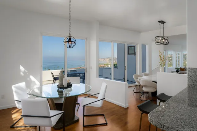 $5,550,000 | 7784 Lookout Drive, La Jolla, CA 92037