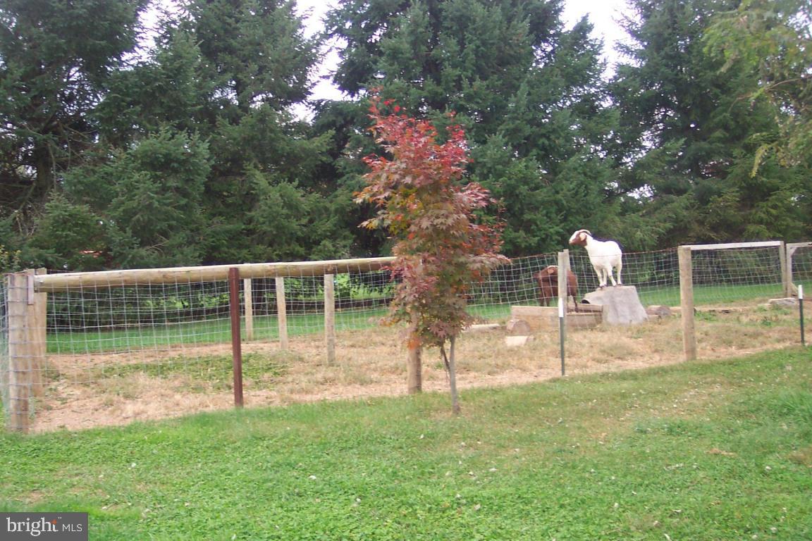 210 Hilldale Road Pequea, PA 17565 - Photo 18 of 40 Gallery Image 18