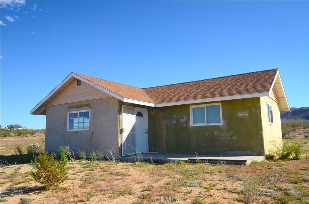 51033 Joshua Tree Road Johnson Valley, CA 92285 - Photo 2 of 30 Front