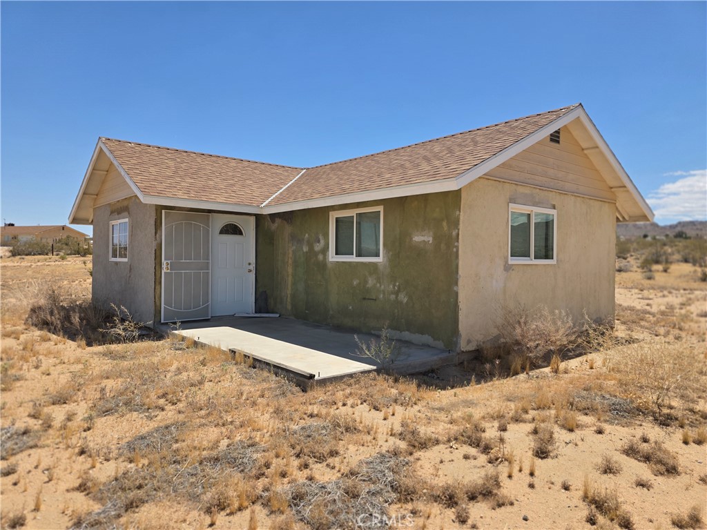 51033 Joshua Tree Road Johnson Valley, CA 92285 - Photo 4 of 30 Front and Right Side