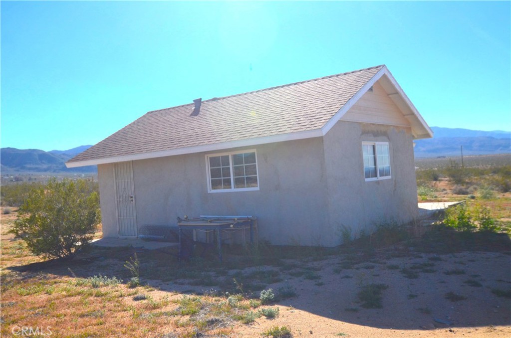 51033 Joshua Tree Road Johnson Valley, CA 92285 - Photo 10 of 30 Left and Front