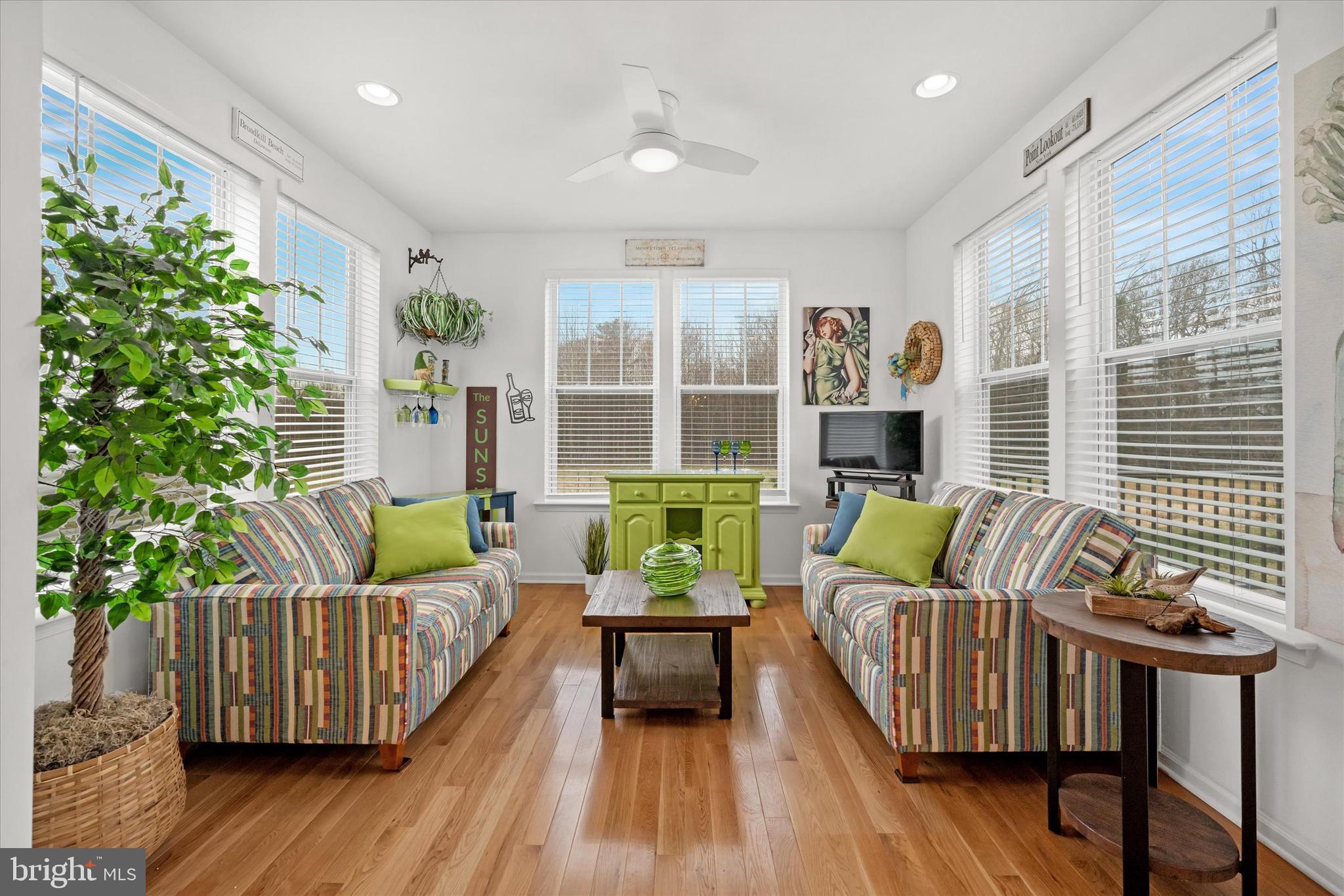 5338 Newman Lane Middletown, DE 19709 - Photo 30 of 61 a living room with furniture and a large window