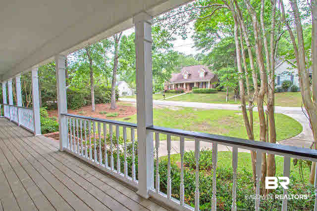 wrap around porch