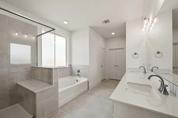 $440,000 | 110 Brush Crk Drive, Boyd, TX 76023