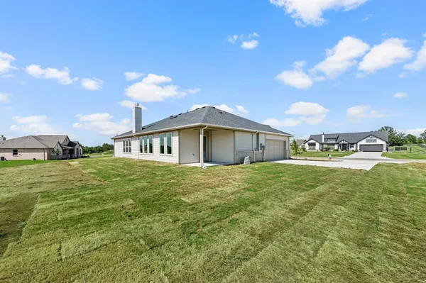 $440,000 | 110 Brush Crk Drive, Boyd, TX 76023