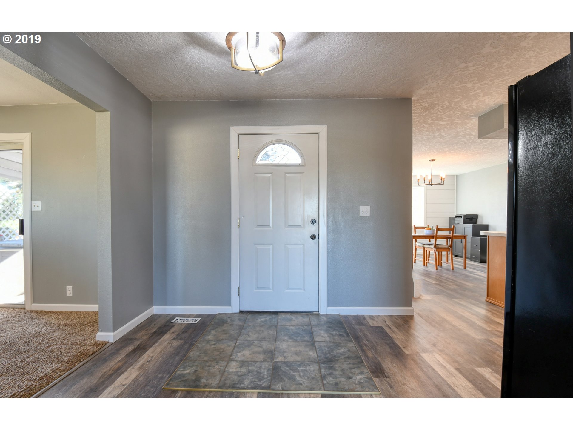 29814 Minnehaha Road Hermiston, OR 97838 - Photo 5 of 32 Entrance/Foyer