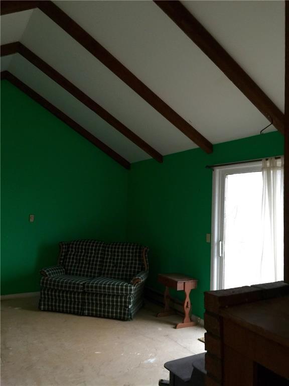 14 Tower Hill Road Orrs Island, ME 04066 - Photo 19 of 33 Living Room in apartment with slider...