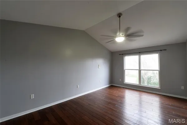 $3,000 | 11478 Pineview Crossing Drive, Maryland Heights, MO 63043