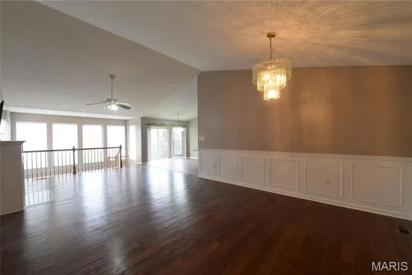 $3,000 | 11478 Pineview Crossing Drive, Maryland Heights, MO 63043