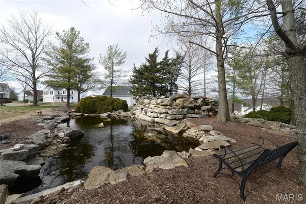 $3,000 | 11478 Pineview Crossing Drive, Maryland Heights, MO 63043