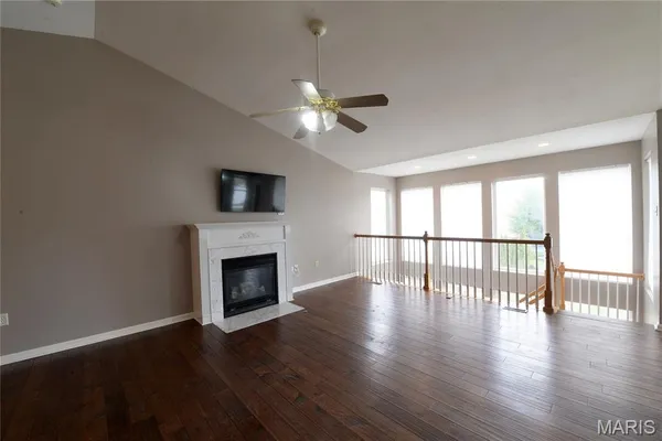 $3,000 | 11478 Pineview Crossing Drive, Maryland Heights, MO 63043