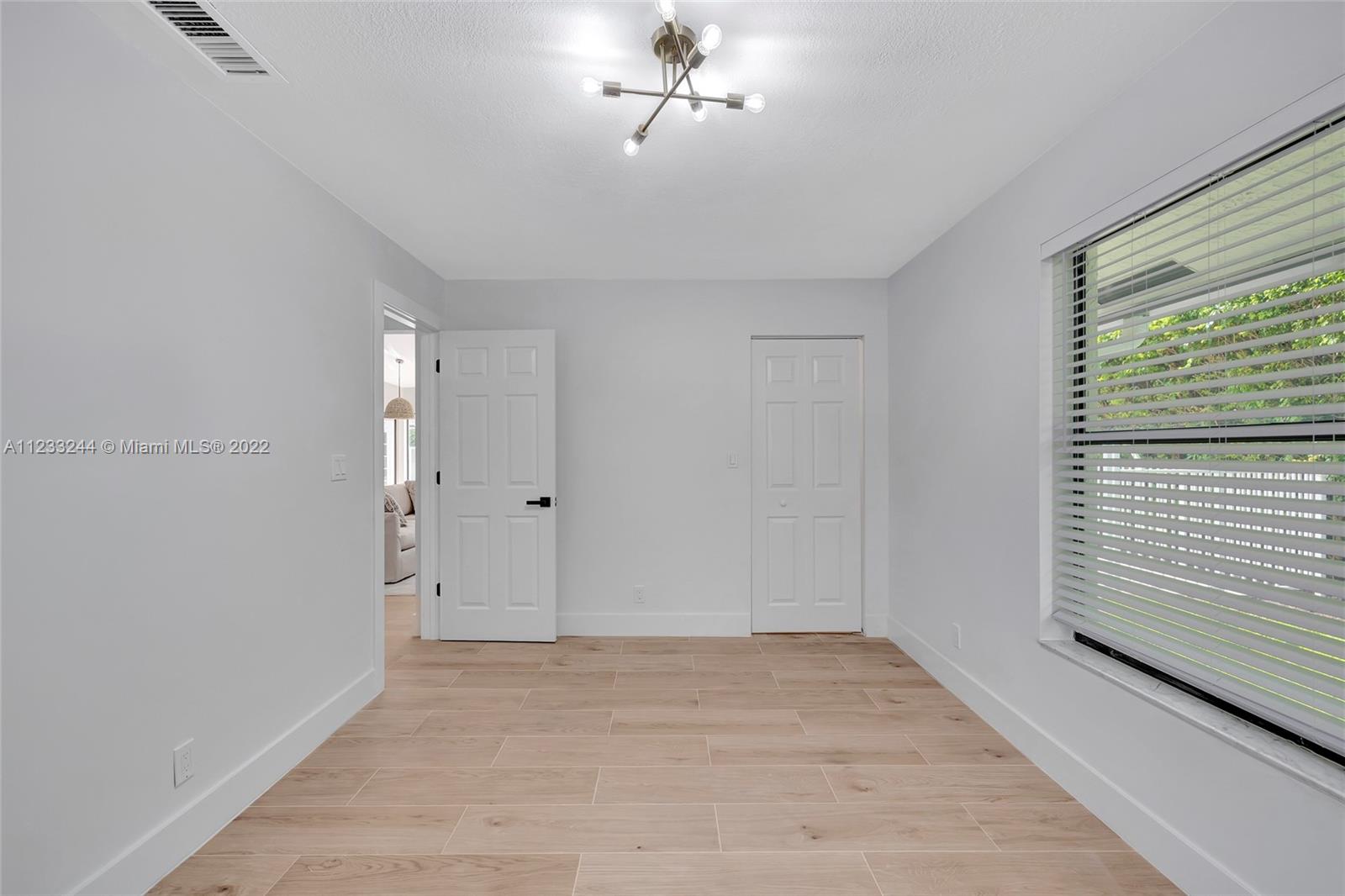 2824 Northwest 28th Street Boca Raton, FL 33434 - Photo 15 of 32