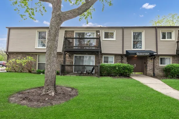 $210,000 | 268 North Carter Street, Unit 201, Palatine, IL 60067