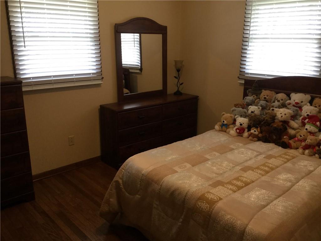 95 Charles Street Clark, PA 16113 - Photo 14 of 25 Gallery Image 14