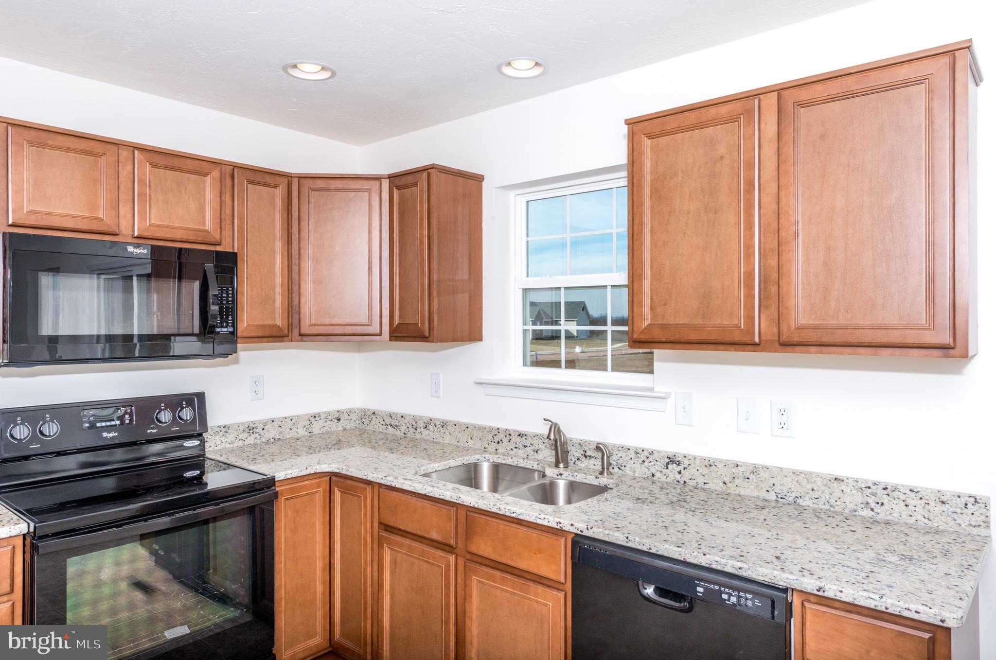 320 Clover Lane, Unit 1 Hanover, PA 17331 - Photo 3 of 24 Similar Photo