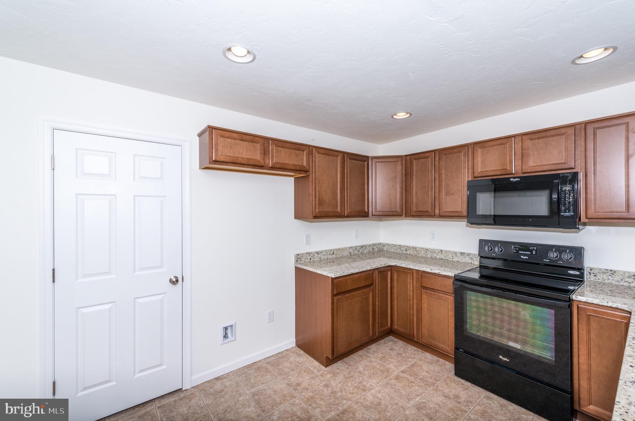 320 Clover Lane, Unit 1 Hanover, PA 17331 - Photo 4 of 24 Similar Photo