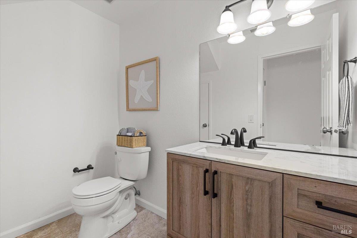 1548 Center Road, Unit 23 Novato, CA 94947 - Photo 9 of 16 Beautifully refreshed powder room on main level