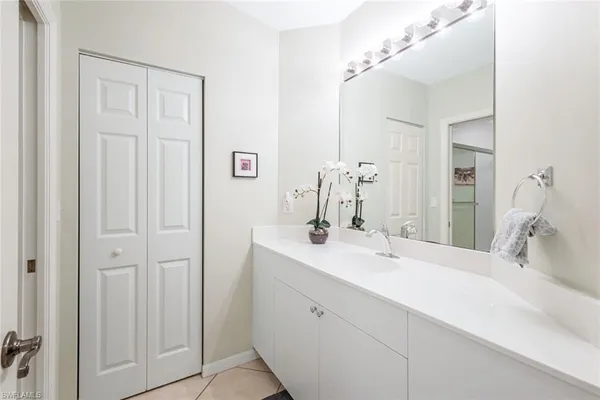 $3,250 | 470 Launch Circle, Unit V301, Naples, FL 34108