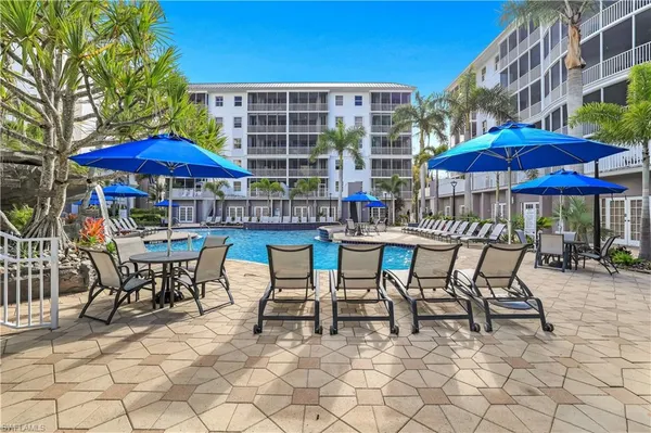 $3,250 | 470 Launch Circle, Unit V301, Naples, FL 34108