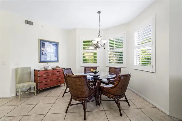 $3,250 | 470 Launch Circle, Unit V301, Naples, FL 34108