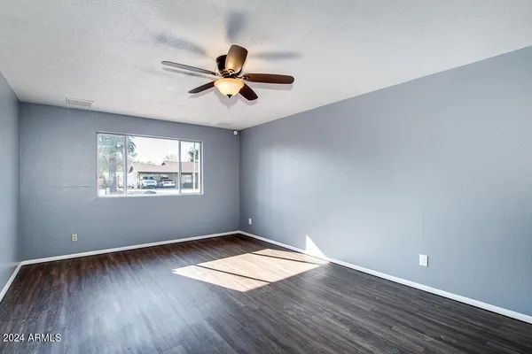 $2,995 | 2138 East Fremont Drive, Tempe, AZ 85282