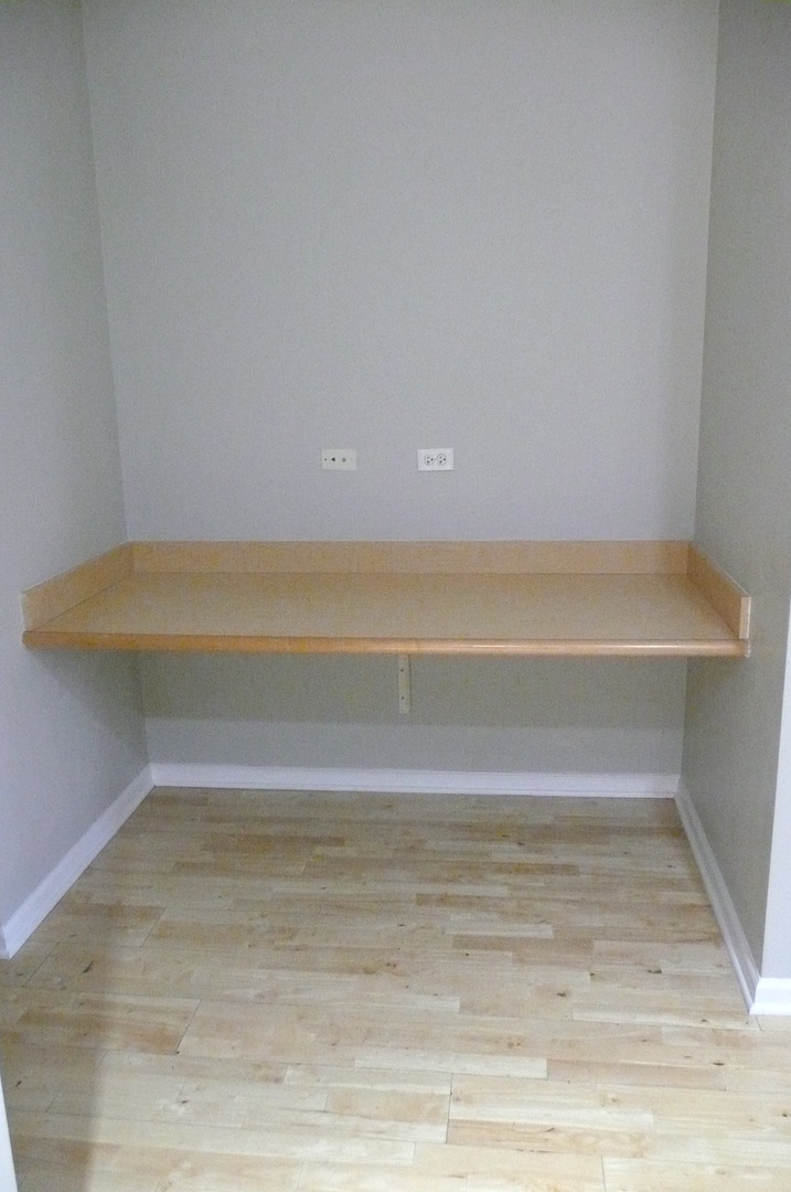 1255 South State Street, Unit 607 Chicago, IL 60605 - Photo 13 of 20 a view of a bath tub