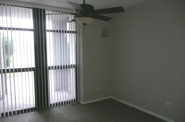 $2,550 | 1255 South State Street, Unit 607, Chicago, IL 60605