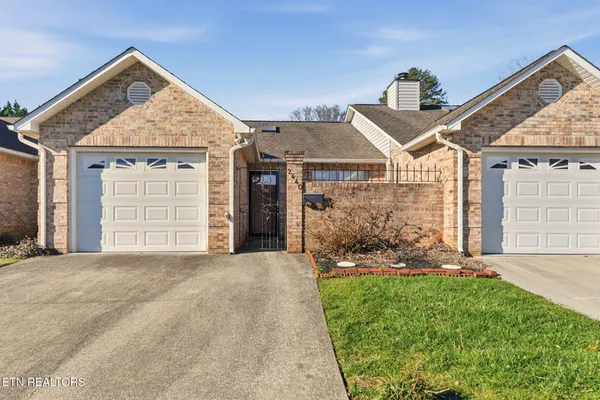 $299,900 | 2440 Chastity Way, Knoxville, TN 37909