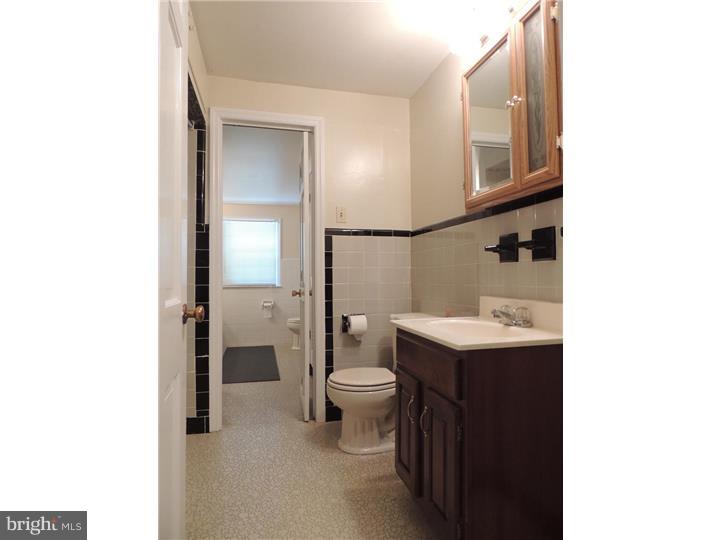 247 Sunnybrook Road Runnemede, NJ 08007 - Photo 10 of 16