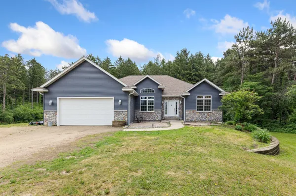 $525,000 | N15782 Delaney Road, Trempealeau, WI 54661