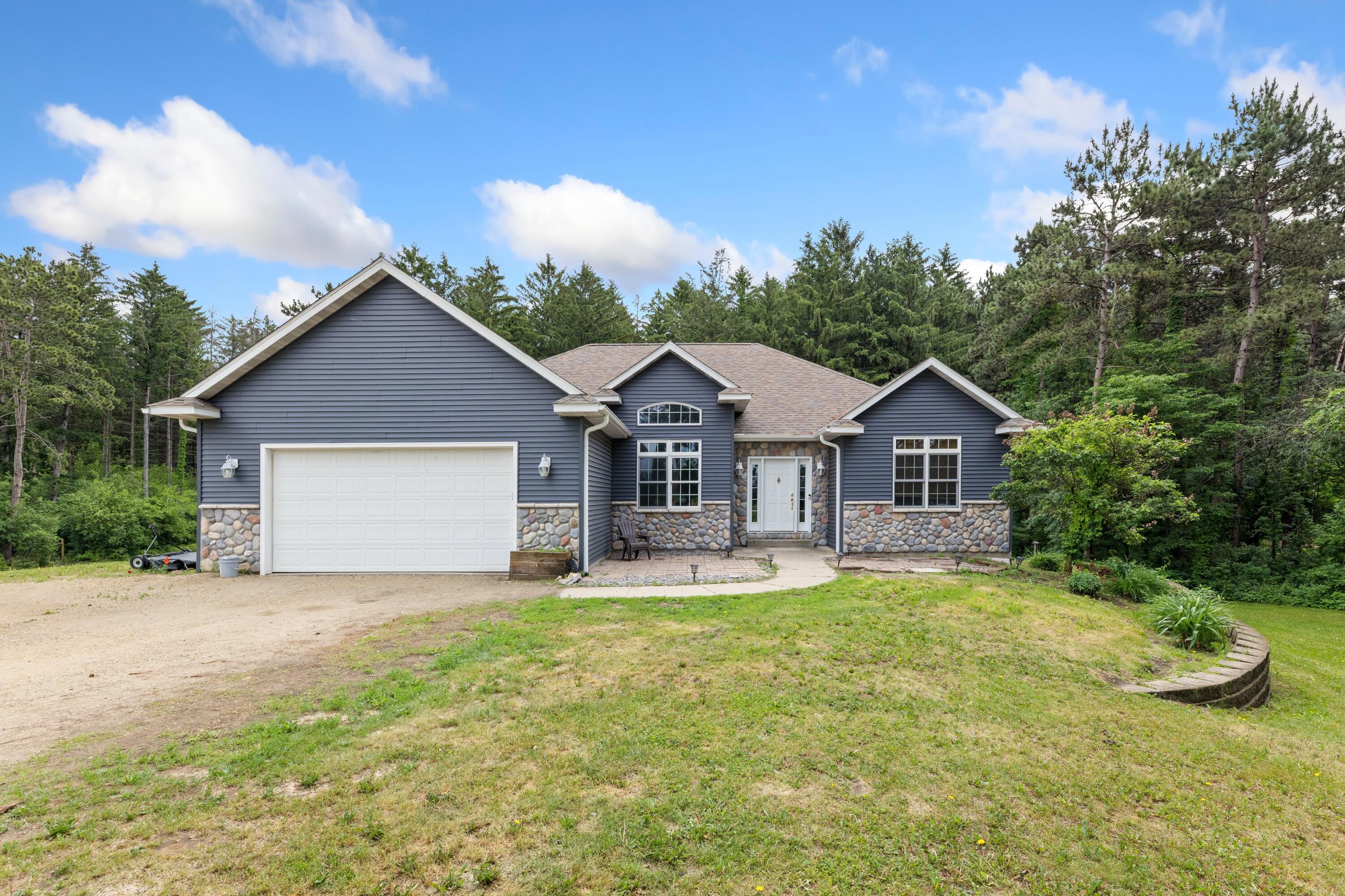 N15782 Delaney Road Trempealeau, WI 54661 - Photo 1 of 40 1 FRONT