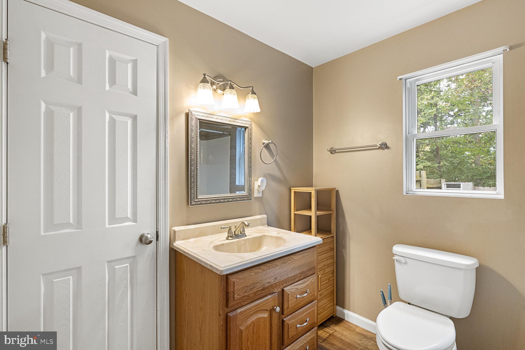 2891 Saumsville Road Maurertown, VA 22644 - Photo 45 of 68 Second Flex Space - Full Bathroom