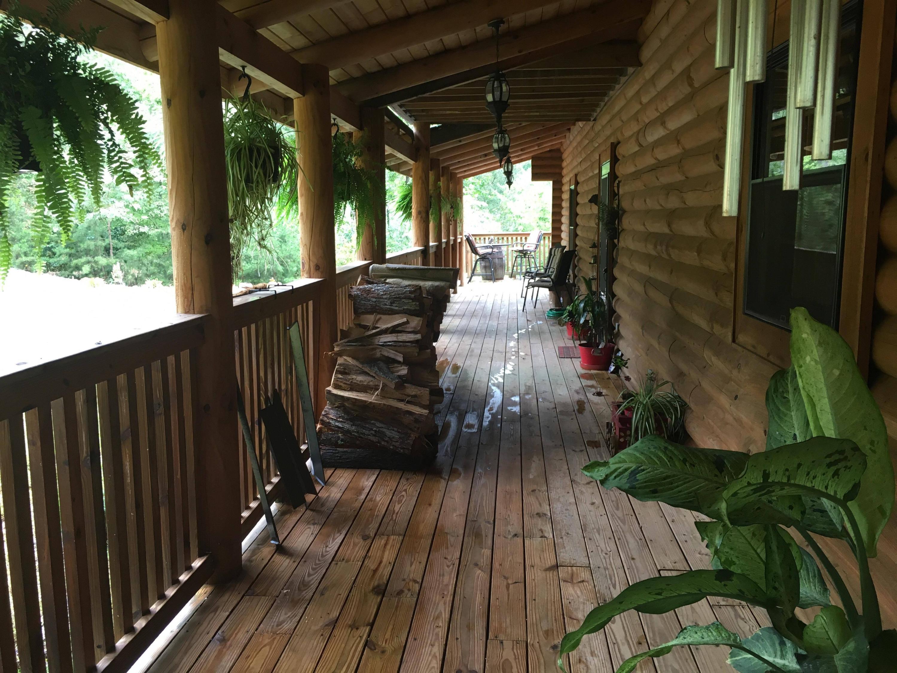 225 Kiowa Way Del Rio, TN 37727 - Photo 3 of 29 Deck