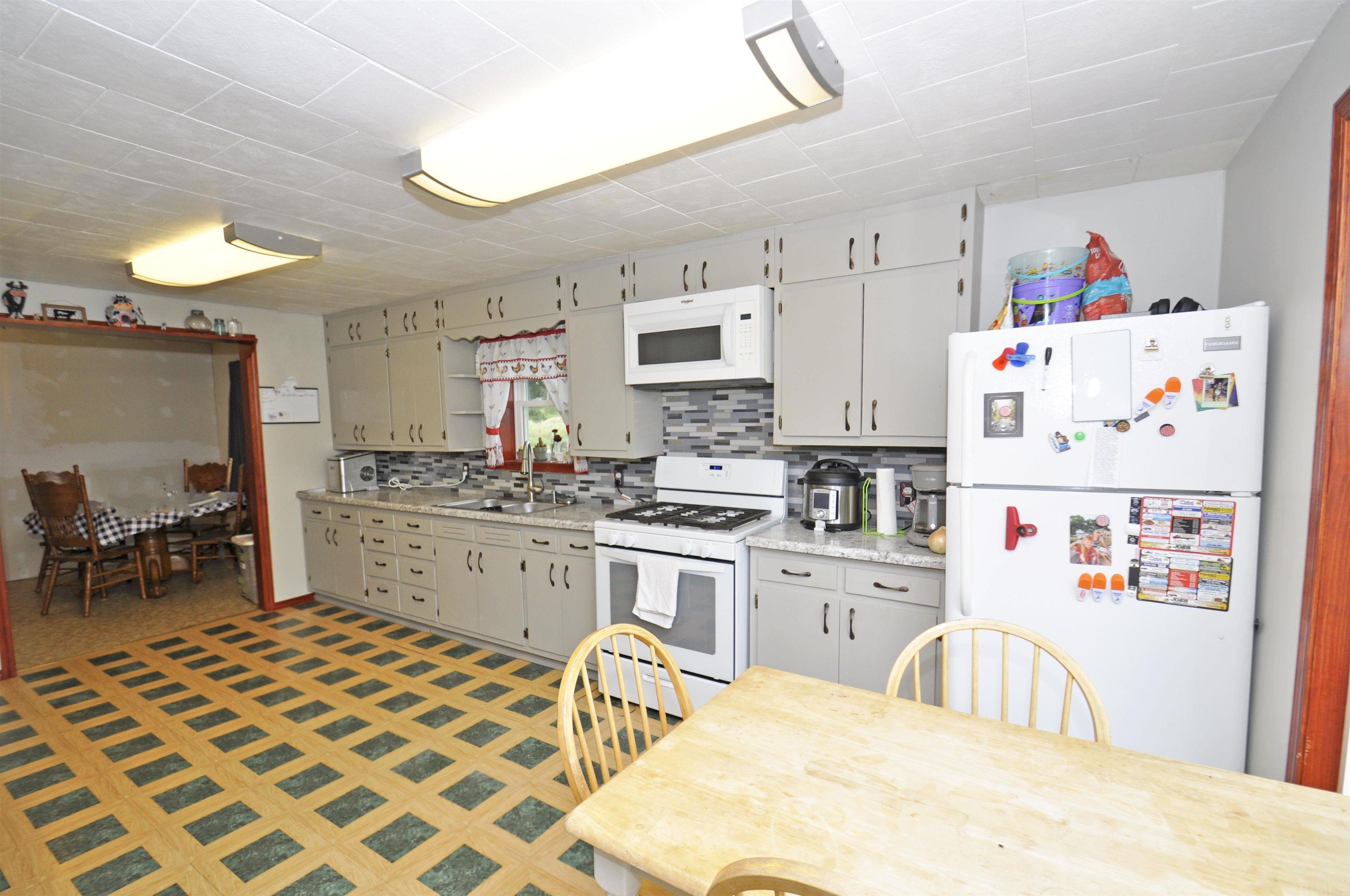 65738 Cedar Road Wakarusa, IN 46573 - Photo 8 of 27