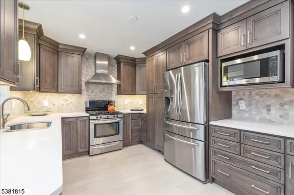 $980,000 | 26 Crest Drive, Berkeley Heights, NJ 07974