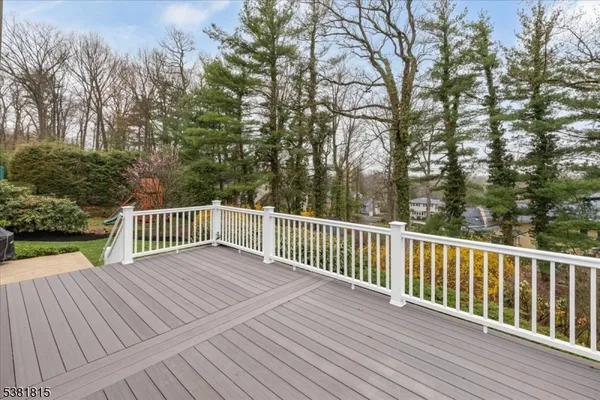$980,000 | 26 Crest Drive, Berkeley Heights, NJ 07974