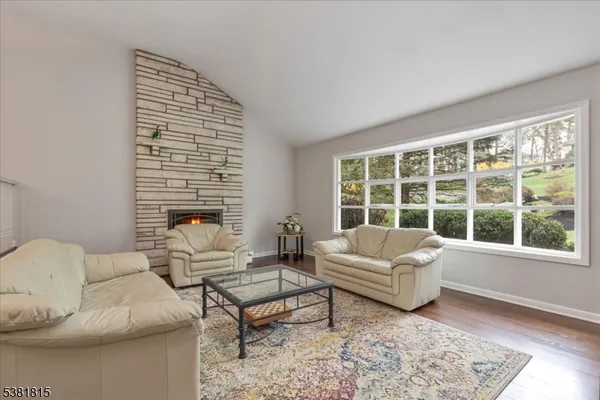 $980,000 | 26 Crest Drive, Berkeley Heights, NJ 07974