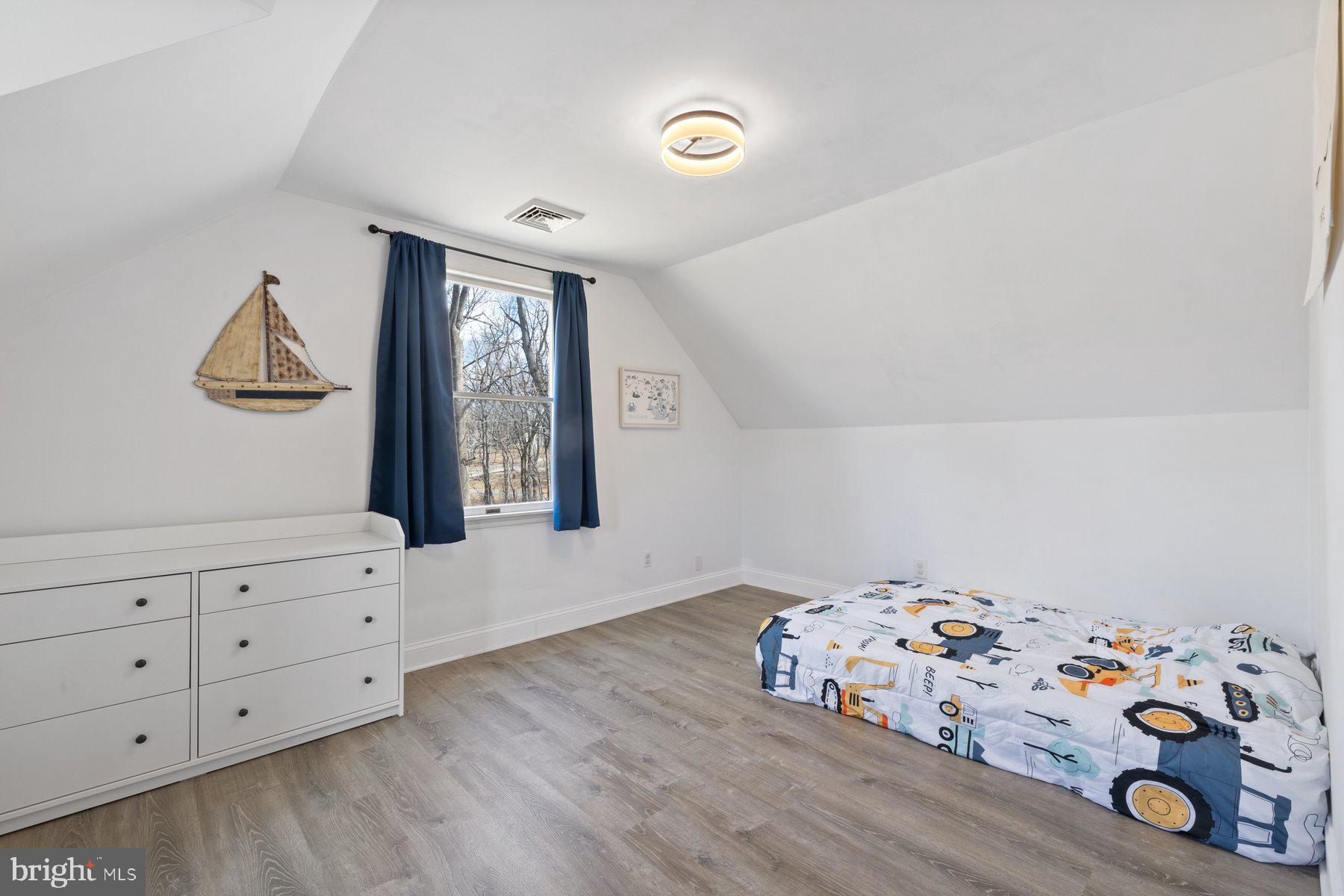 4181 Buffalo Road Mount Airy, MD 21771 - Photo 19 of 38 a bedroom with furniture and a window