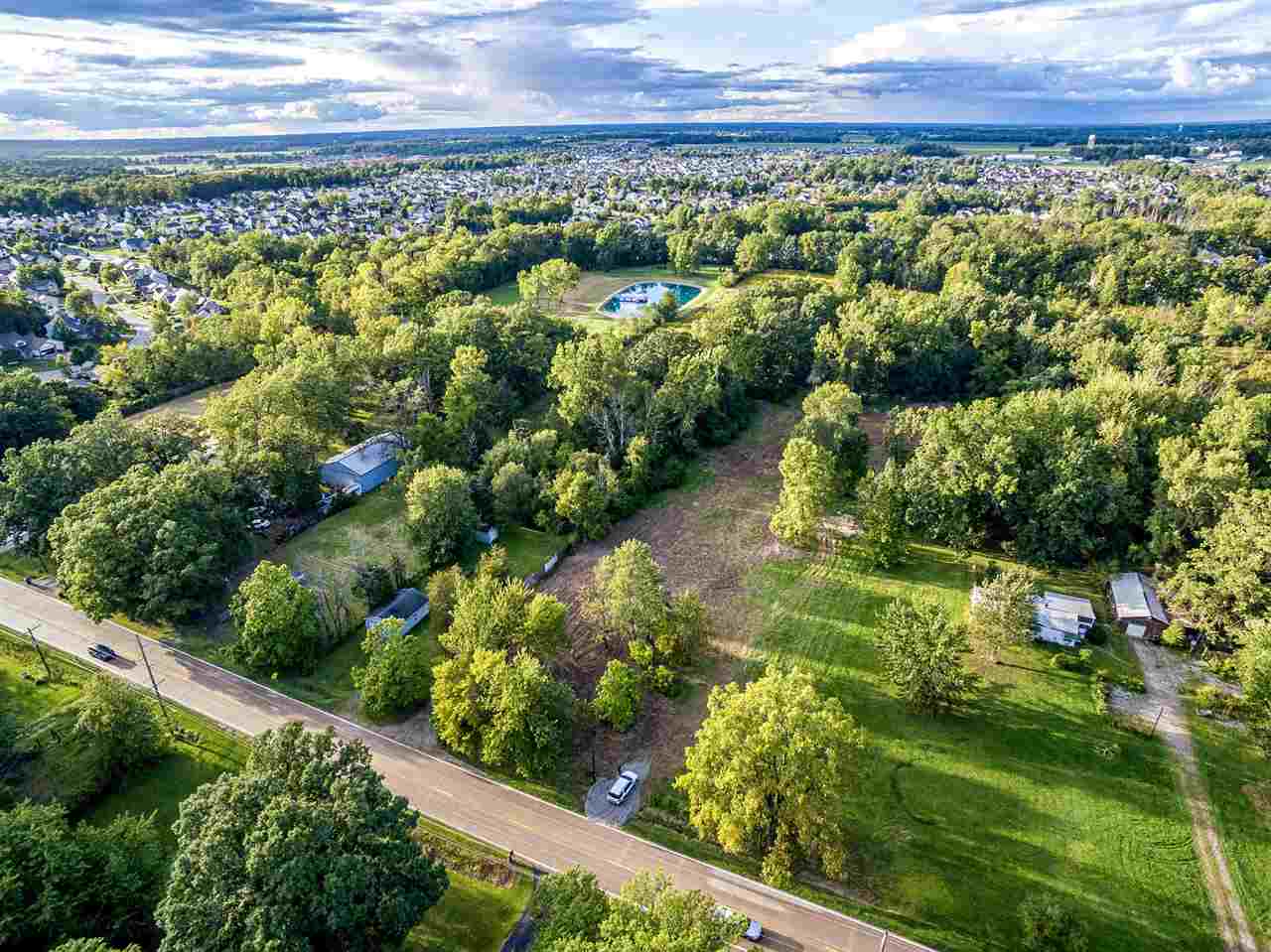 2622 West Dupont Road Fort Wayne, IN 46818 - Photo 5 of 22